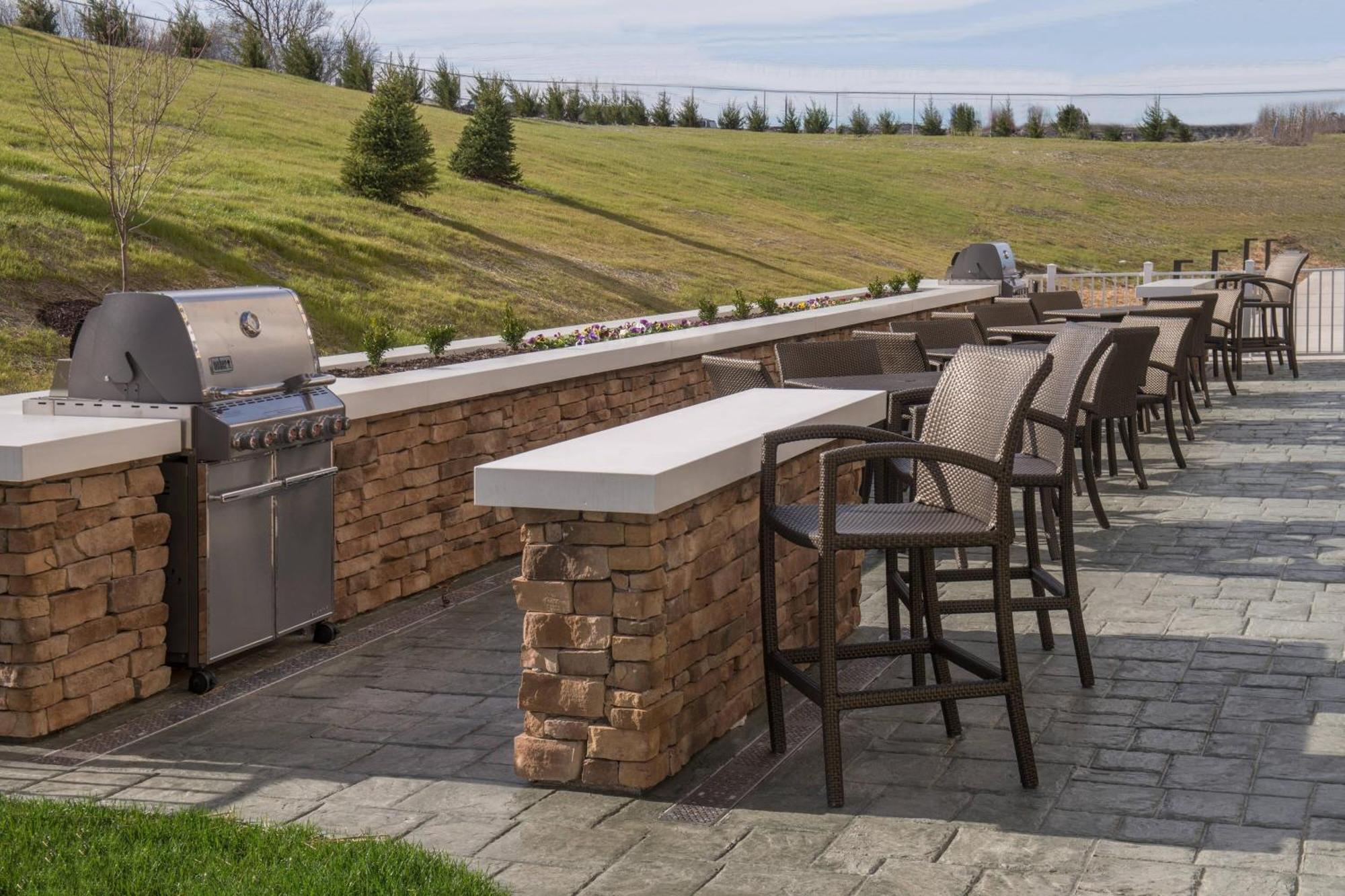 Towneplace Suites By Marriott Altoona Exterior foto